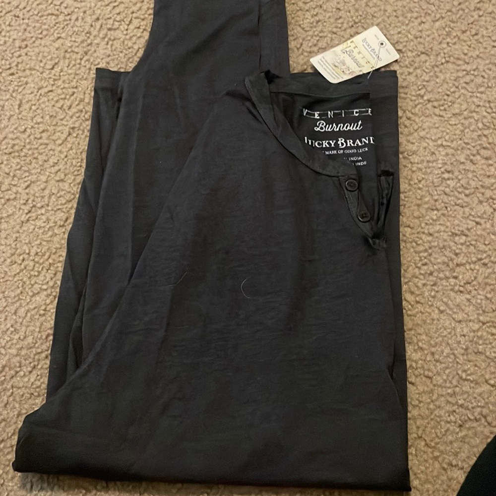 Lucky Brand men’s new with tags burn out long sleeve top XL